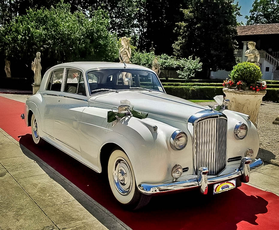 Bentley S1