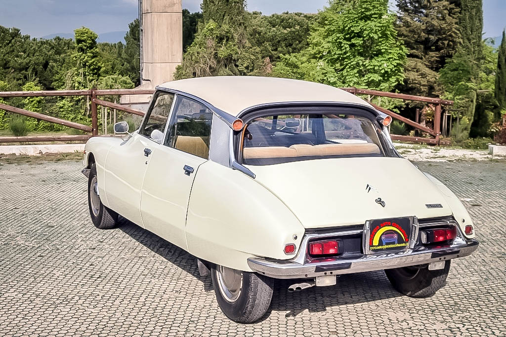 Citroen DS Pallas 