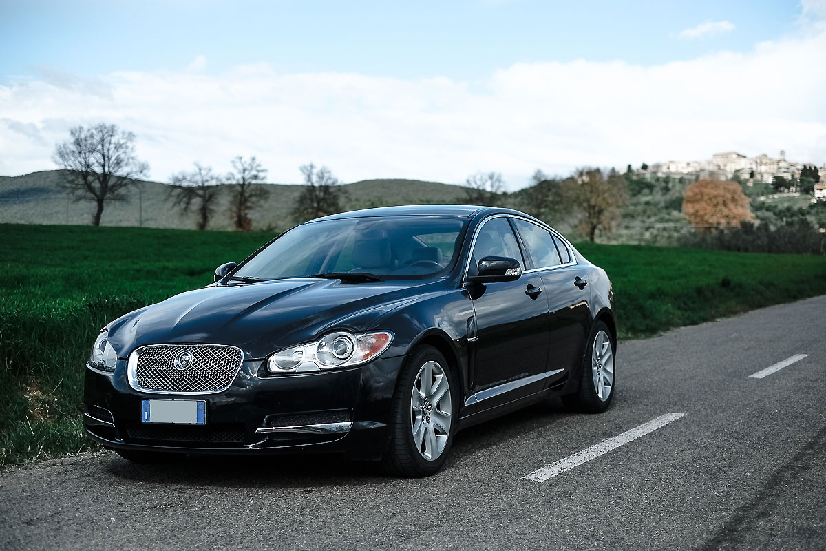 Jaguar XF