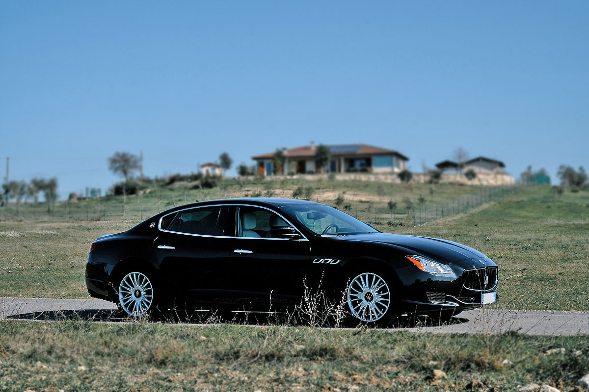 Maserati Quattroporte 