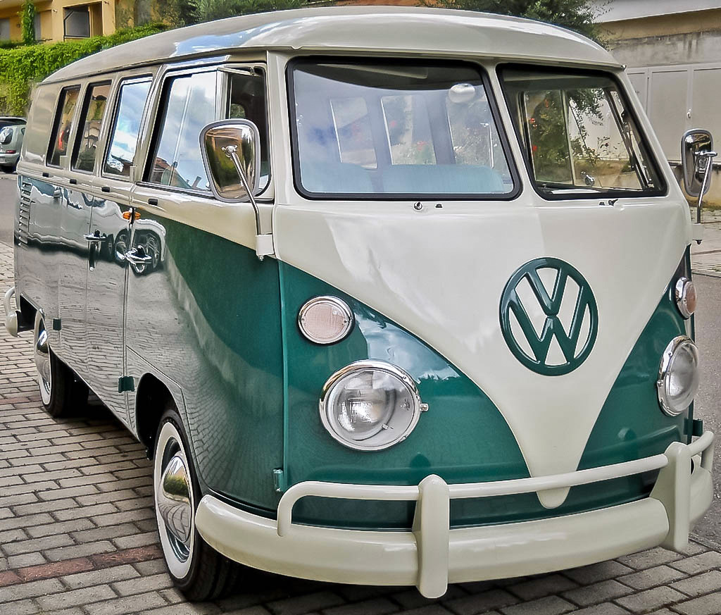 Volkswagen Transporter T1 Bus Bulli, Kombi, Split, Samba, Vanagon, Deluxe colore verde e bianco